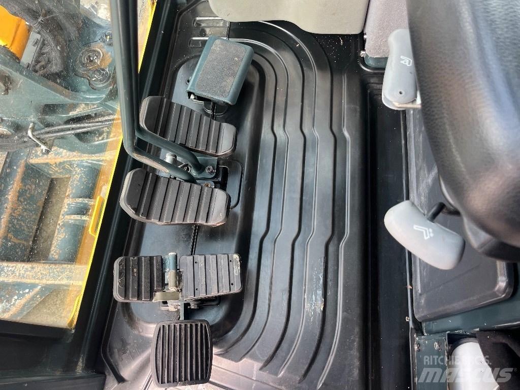 Hyundai R30 Z-9AK Mini ekskavatoriai < 7 t
