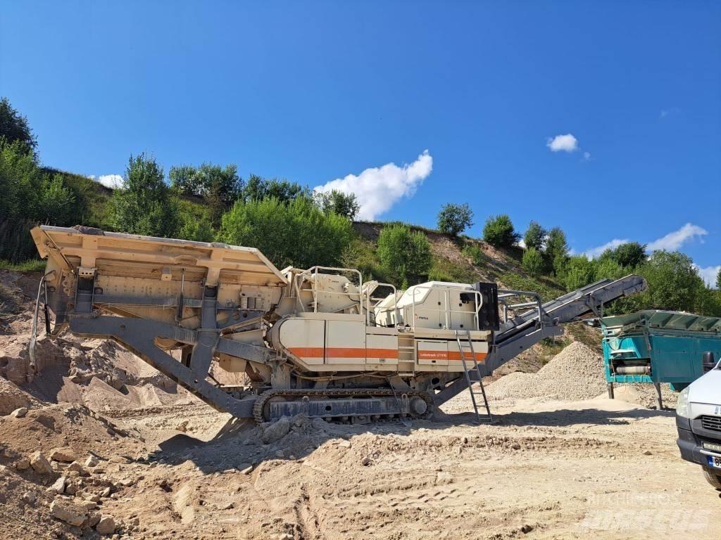 Metso NP 1110M Mobilūs smulkintuvai