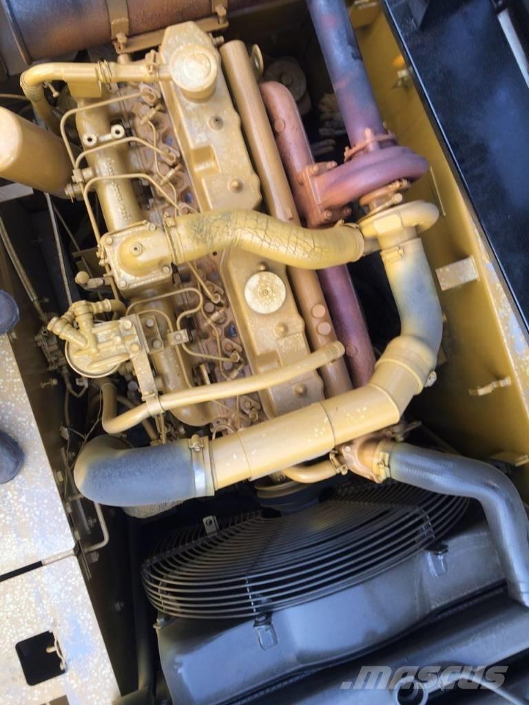 CAT 320 B Vikšriniai ekskavatoriai