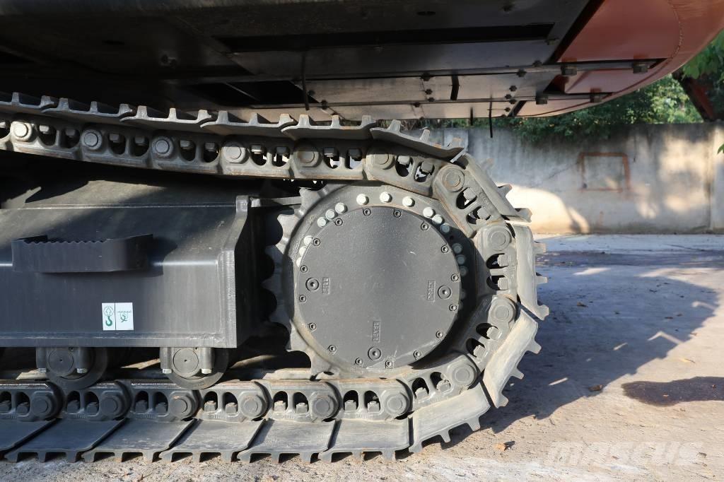 Develon DX 205 Vidutinės galios ekskavatoriai 7-12 t