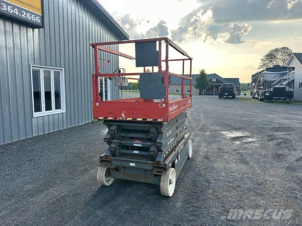 SkyJack SJ 4632 Žirkliniai keltuvai