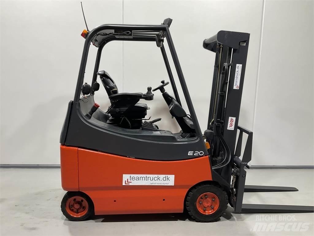 Linde E20 Elektriniai šakiniai krautuvai