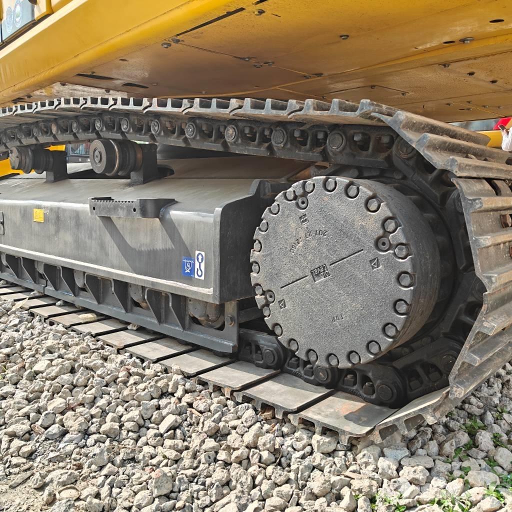 Komatsu 350LC-8 Vikšriniai ekskavatoriai
