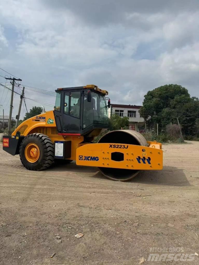 XCMG XS 223 J Vieno būgno volai