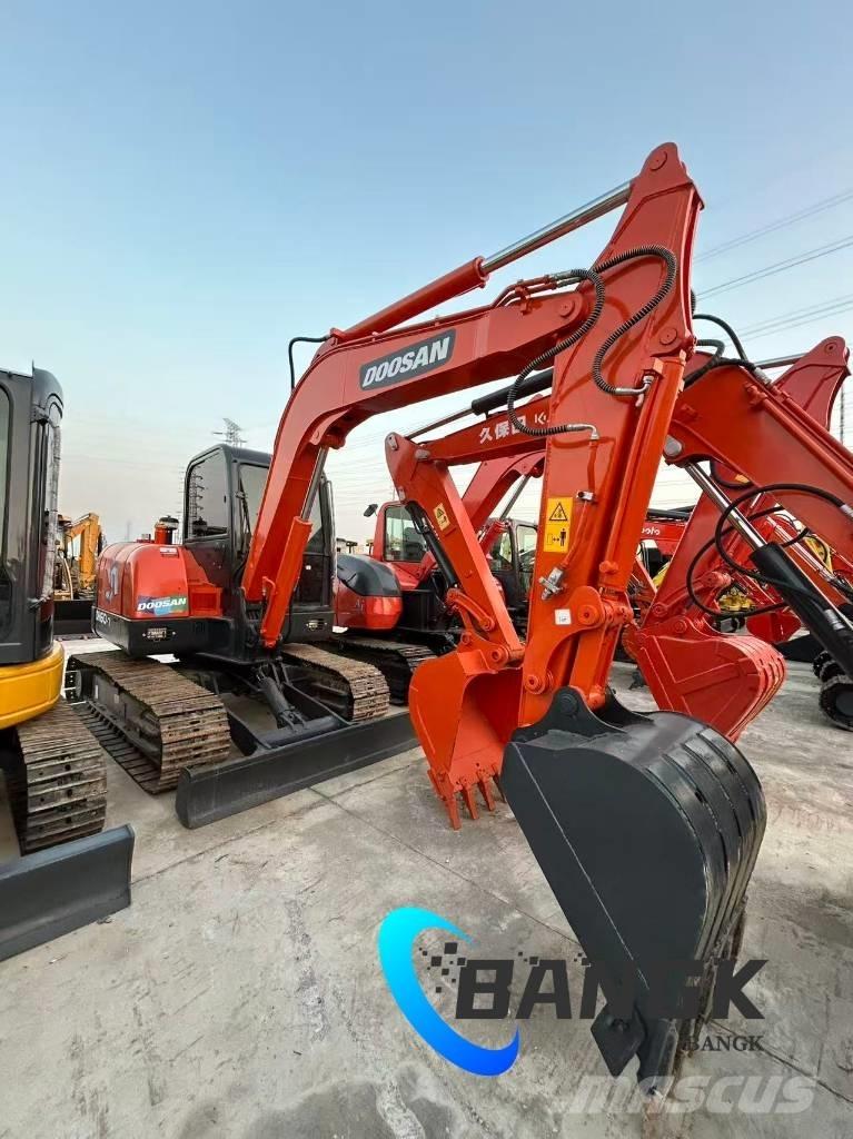 Kubota DH60-7-201 Vikšriniai ekskavatoriai
