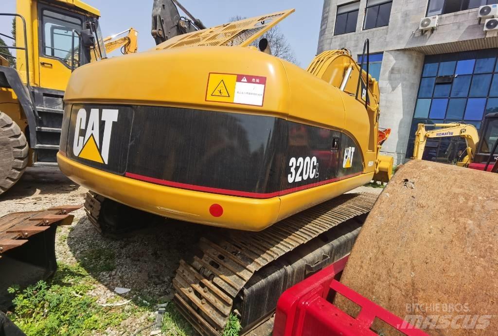 CAT 320 C L Vikšriniai ekskavatoriai