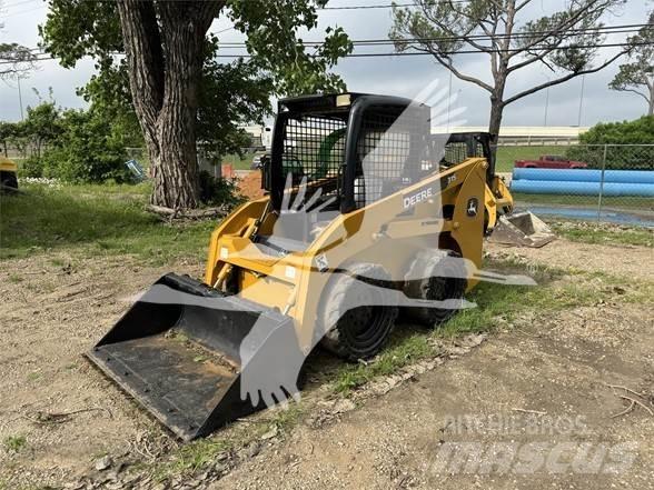 John Deere 315 Krautuvai su šoniniu pasukimu