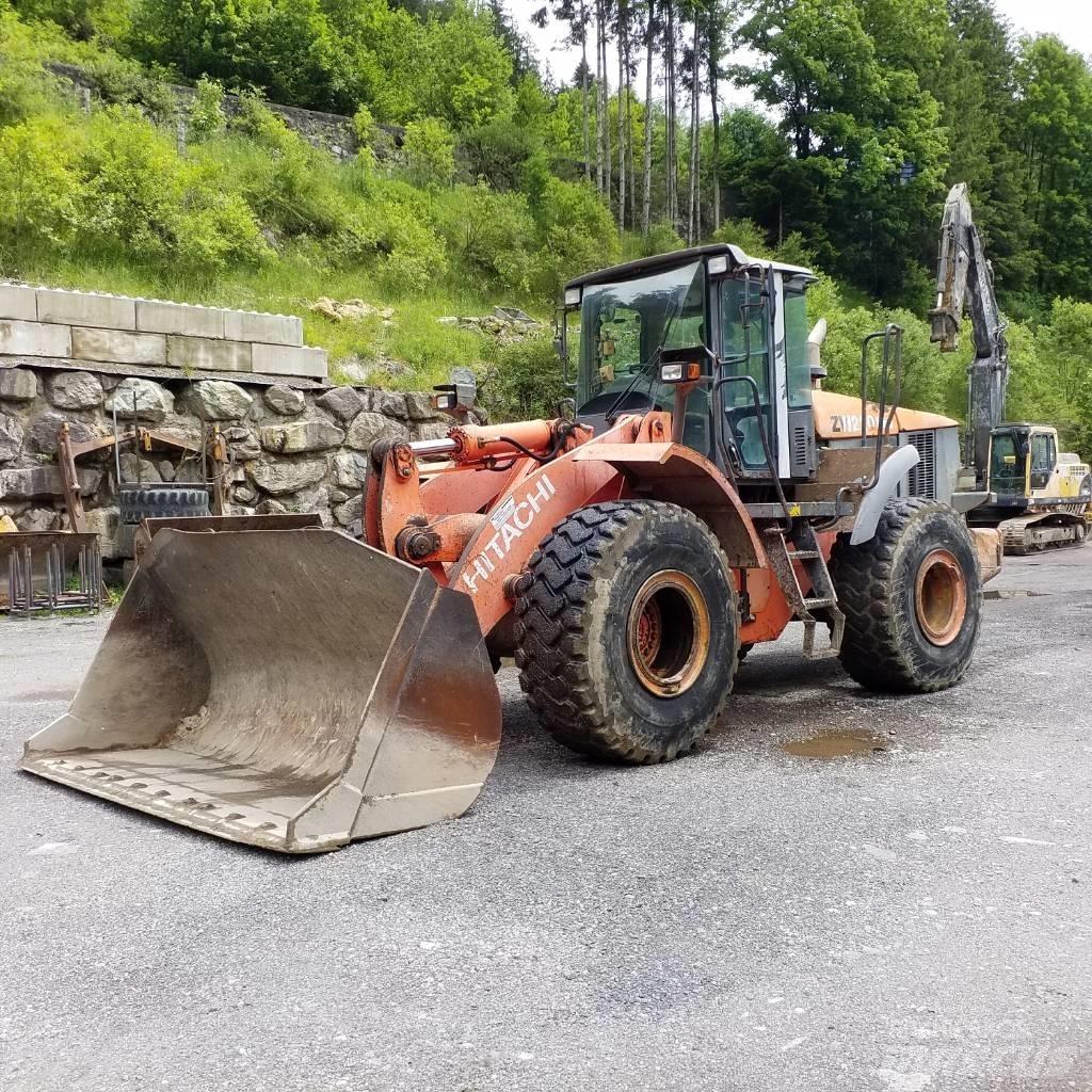 Hitachi ZW 220 Naudoti ratiniai krautuvai