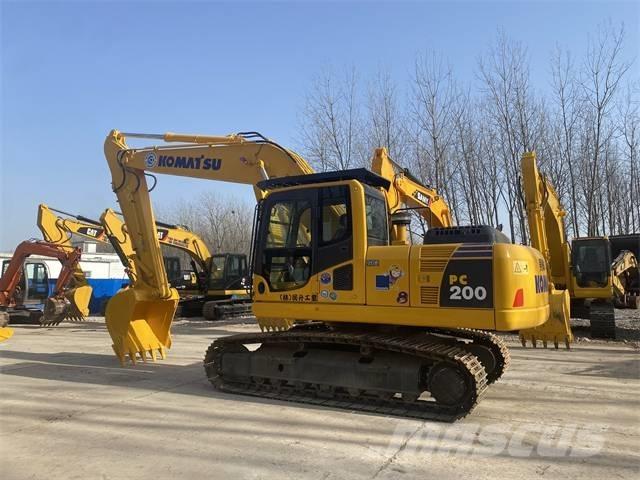 Komatsu PC 200-8N1 Vikšriniai ekskavatoriai