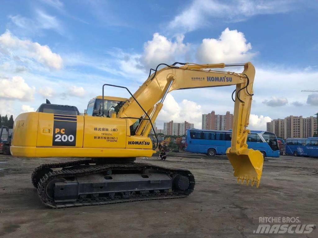 Komatsu PC 200-7 Vikšriniai ekskavatoriai