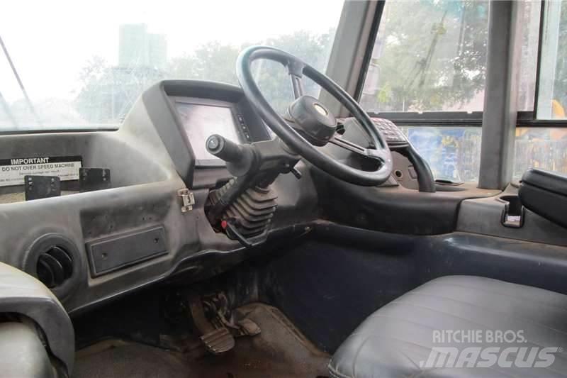 Bell B30D 22000L Kita