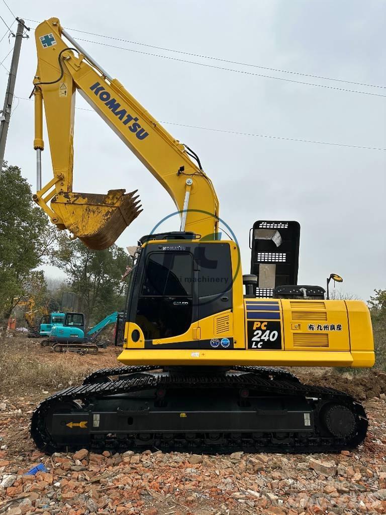 Komatsu PC 240-8 Vikšriniai ekskavatoriai