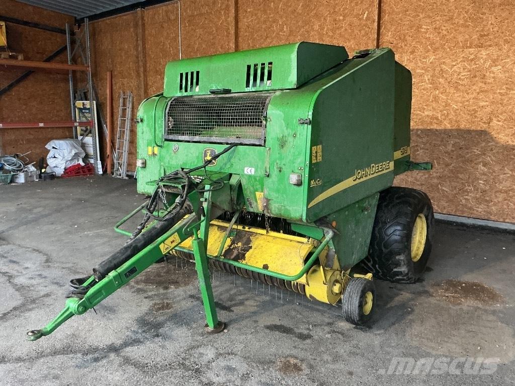 John Deere 578 Ritinių presai