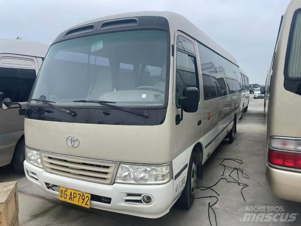 Toyota Coaster Tarpmiestiniai autobusai