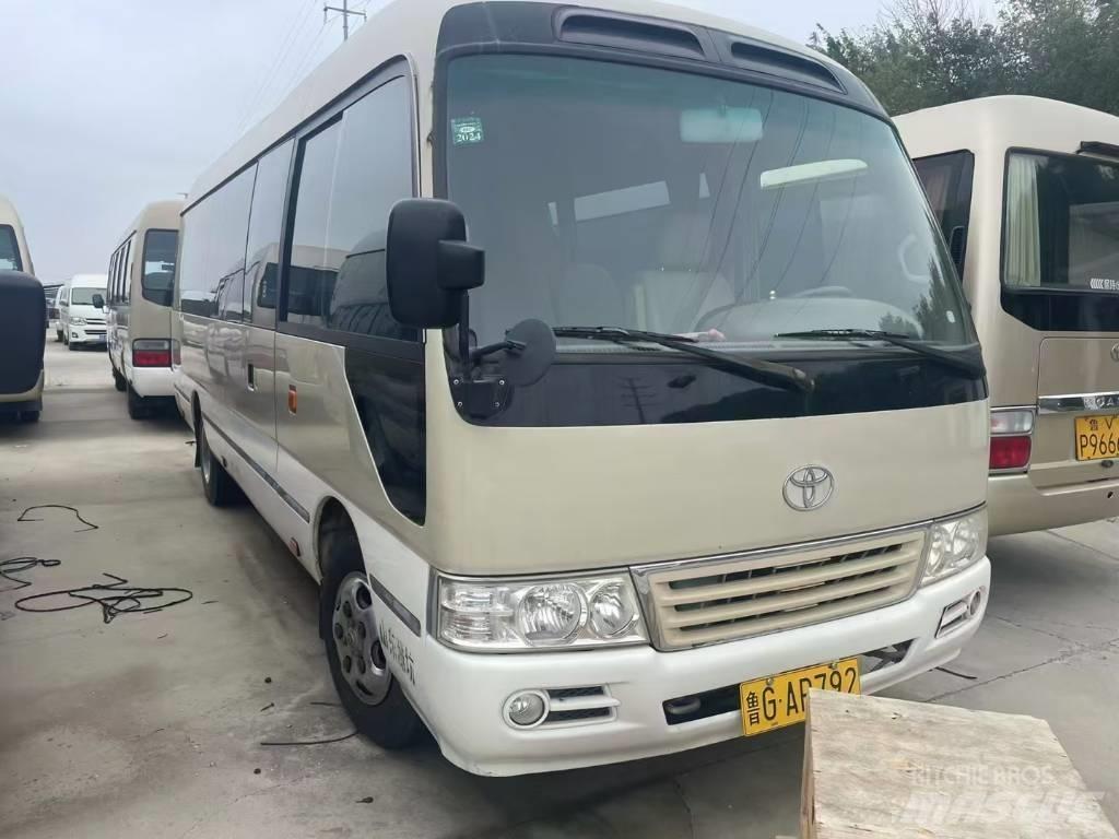 Toyota Coaster Tarpmiestiniai autobusai