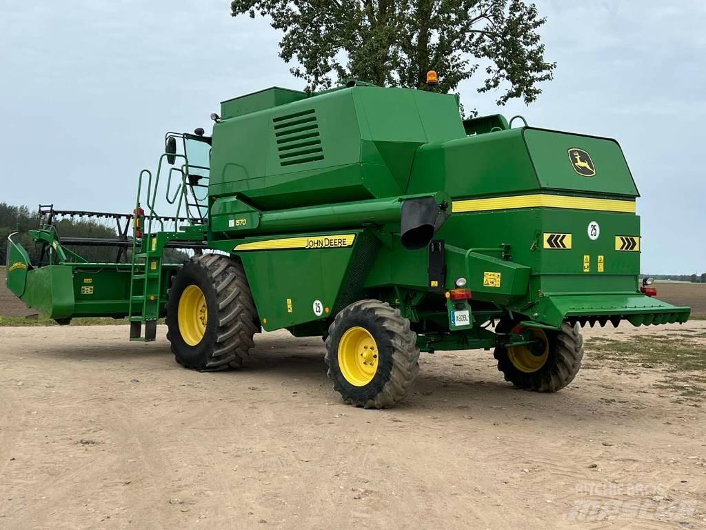John Deere 1570 Derliaus nuėmimo kombainai