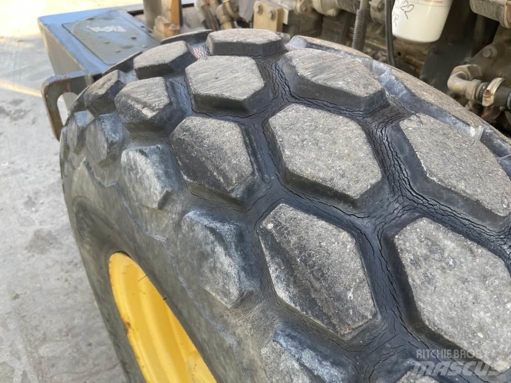 Bomag BW 177 DH-3 Vieno būgno volai
