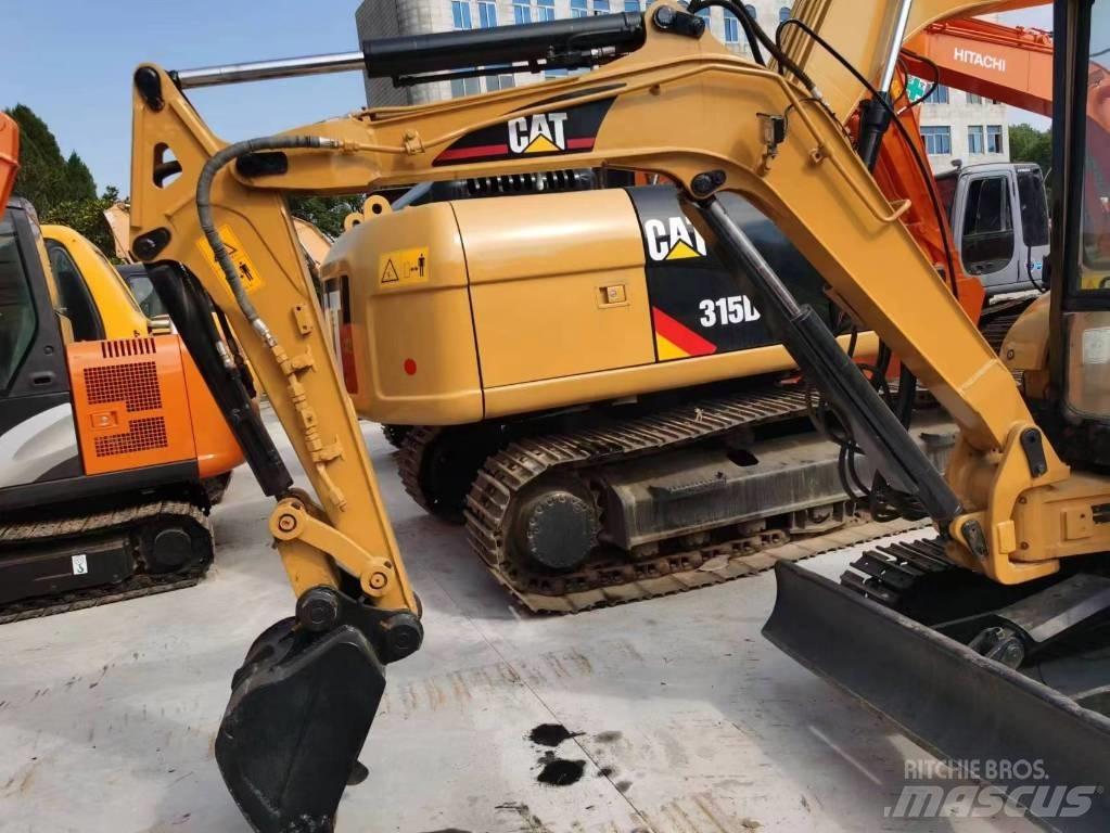 CAT 303c Mini ekskavatoriai < 7 t