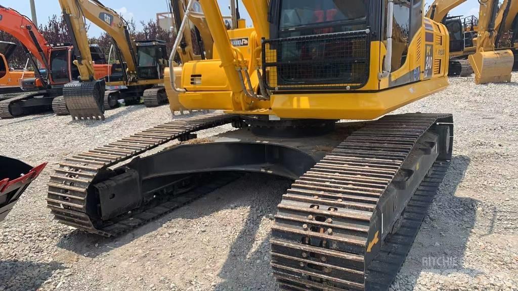 Komatsu PC240 Vikšriniai ekskavatoriai