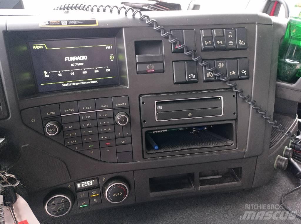 Volvo FM 10 Savivarčių priekabų vilkikai