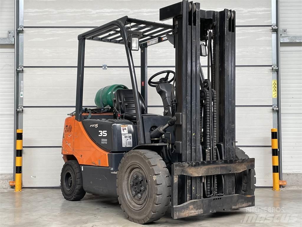 Doosan G35C-5 LPG (dujiniai) krautuvai