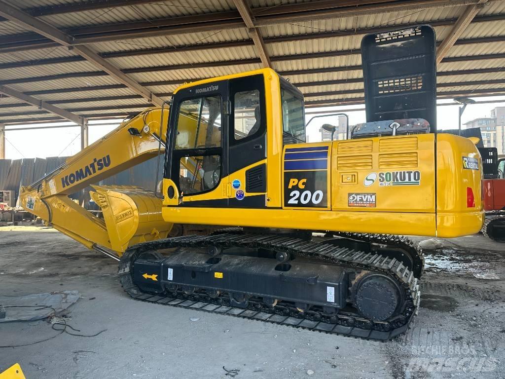Komatsu PC 200-8 Vidutinės galios ekskavatoriai 7-12 t