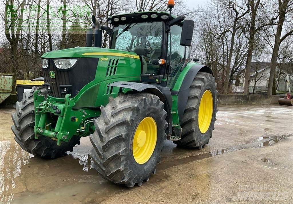 John Deere 6215R Traktoriai