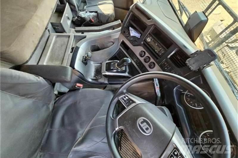 UD TRUCKS QUON Kita