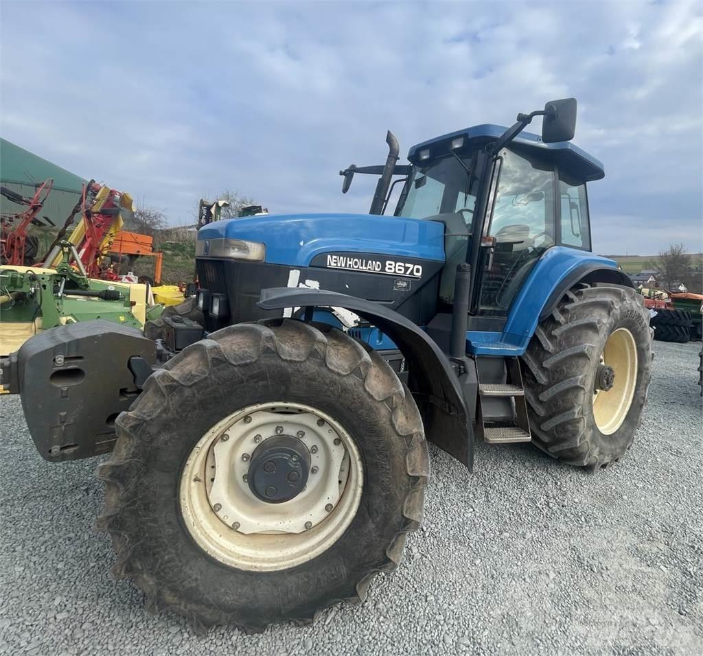 New Holland 8670 Traktoriai