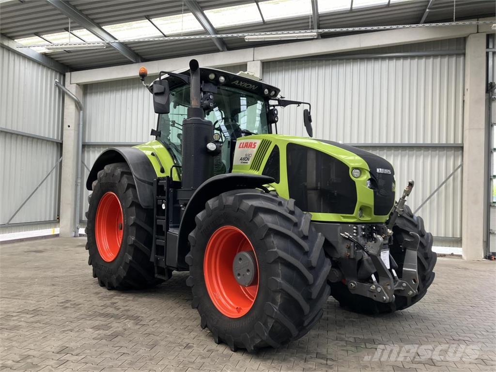 CLAAS Axion 930 Traktoriai