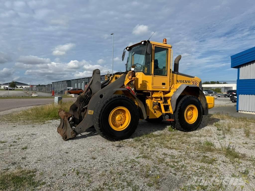 Volvo L 90 E Naudoti ratiniai krautuvai
