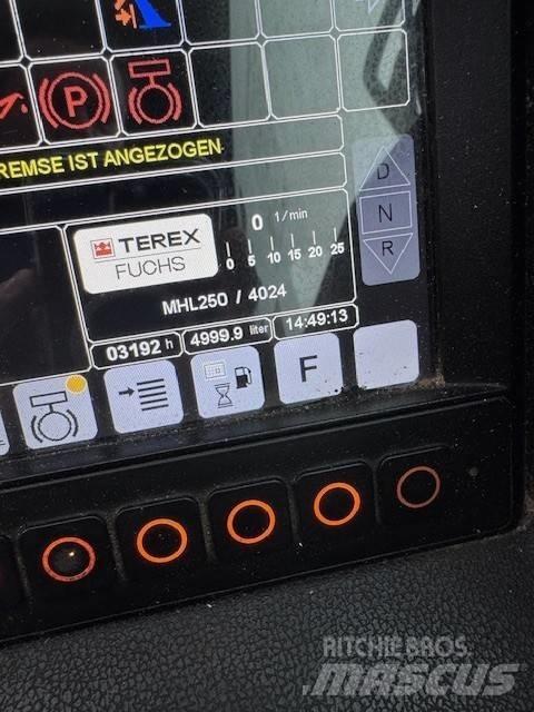 Fuchs TEREX 250MHL Atliekų / pramoniniai krautuvai