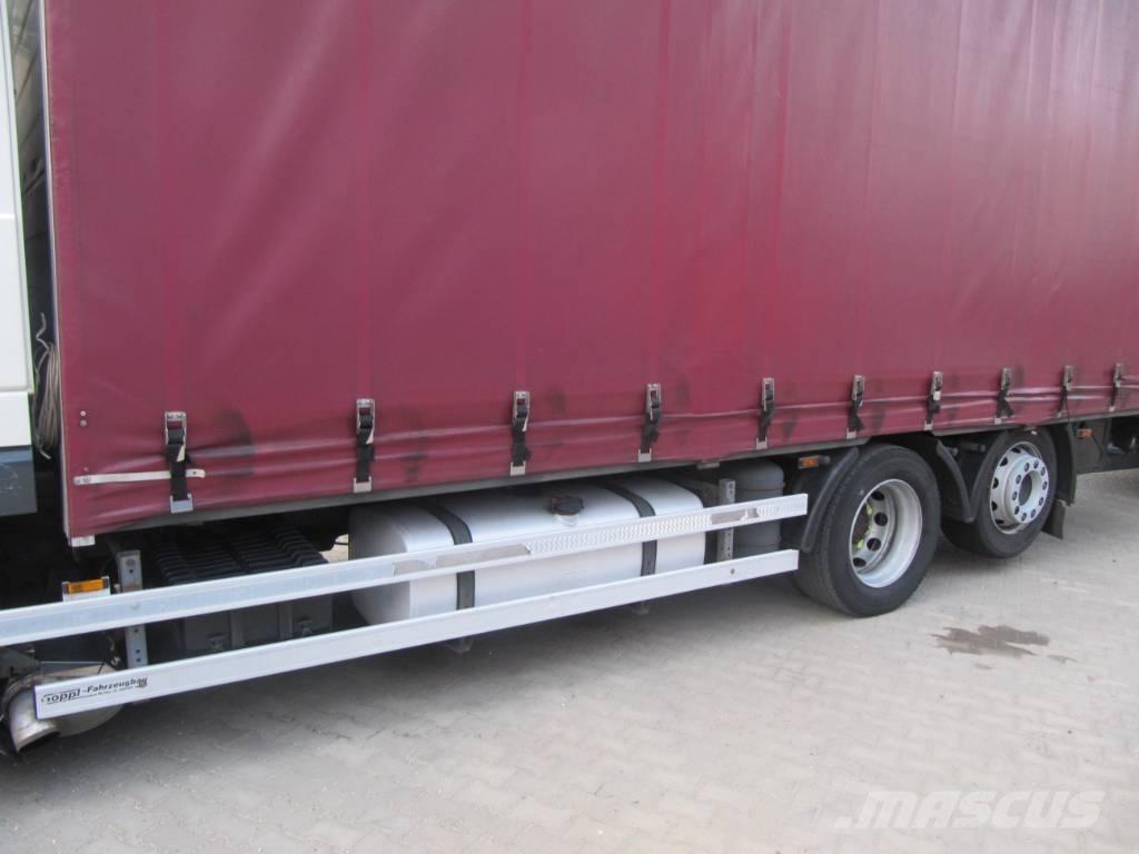 DAF XF 105 Priekabos su tentu