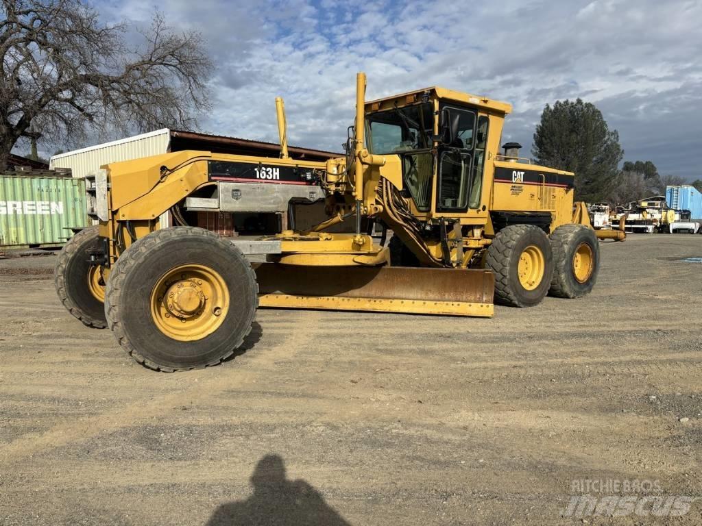 CAT 163H Greideriai