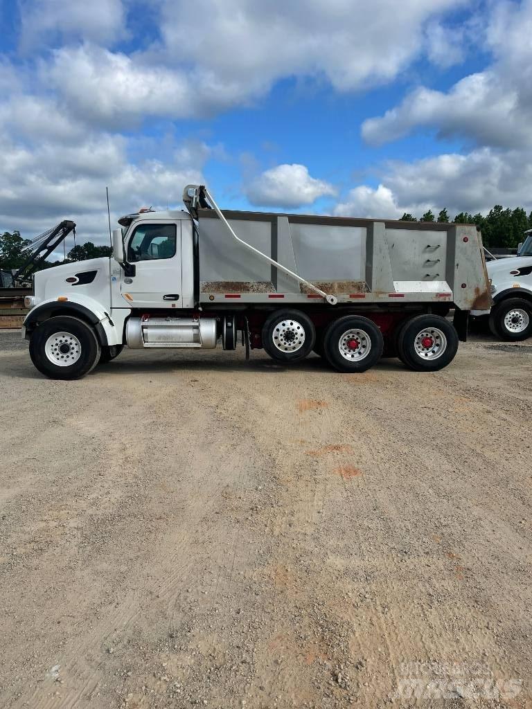 Peterbilt Dump truck Savivarčių priekabų vilkikai