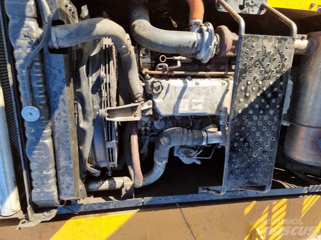 CASE CX 330 LC Vikšriniai ekskavatoriai