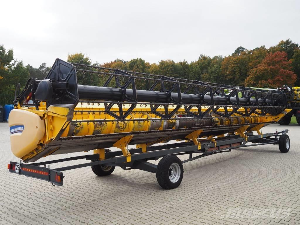 New Holland CR 9090 Derliaus nuėmimo kombainai