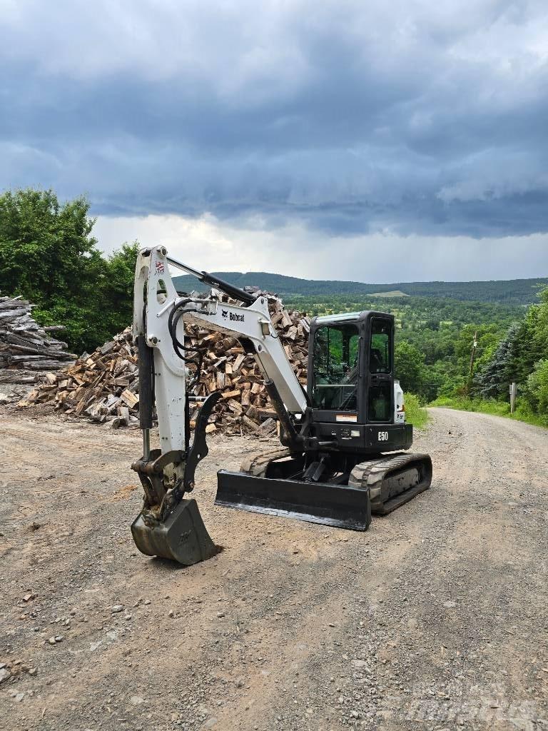 Bobcat E 50 Mini ekskavatoriai < 7 t