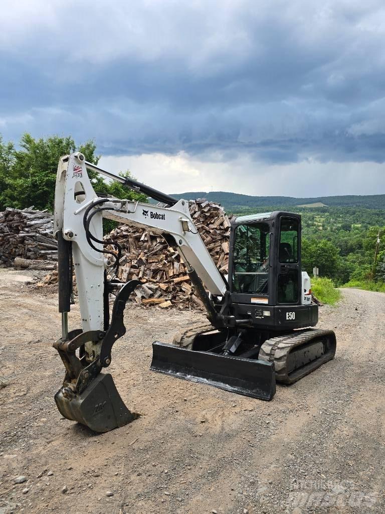 Bobcat E 50 Mini ekskavatoriai < 7 t
