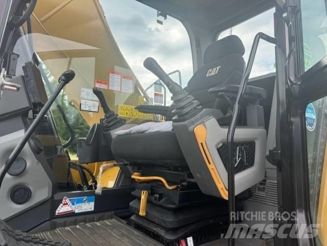 CAT 320GC Vikšriniai ekskavatoriai