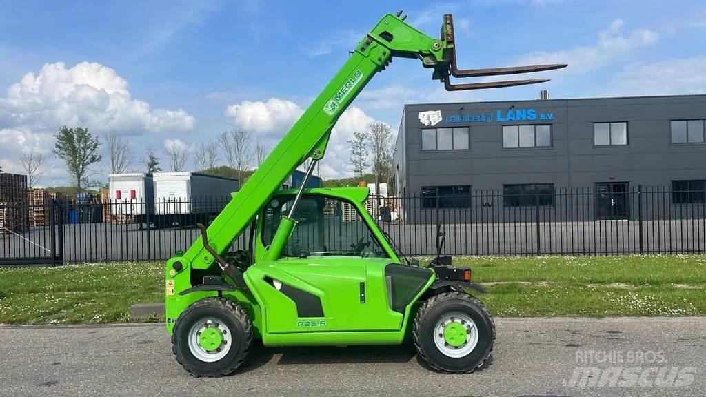 Merlo P25.6 Teleskopiniai krautuvai žemės ūkiui