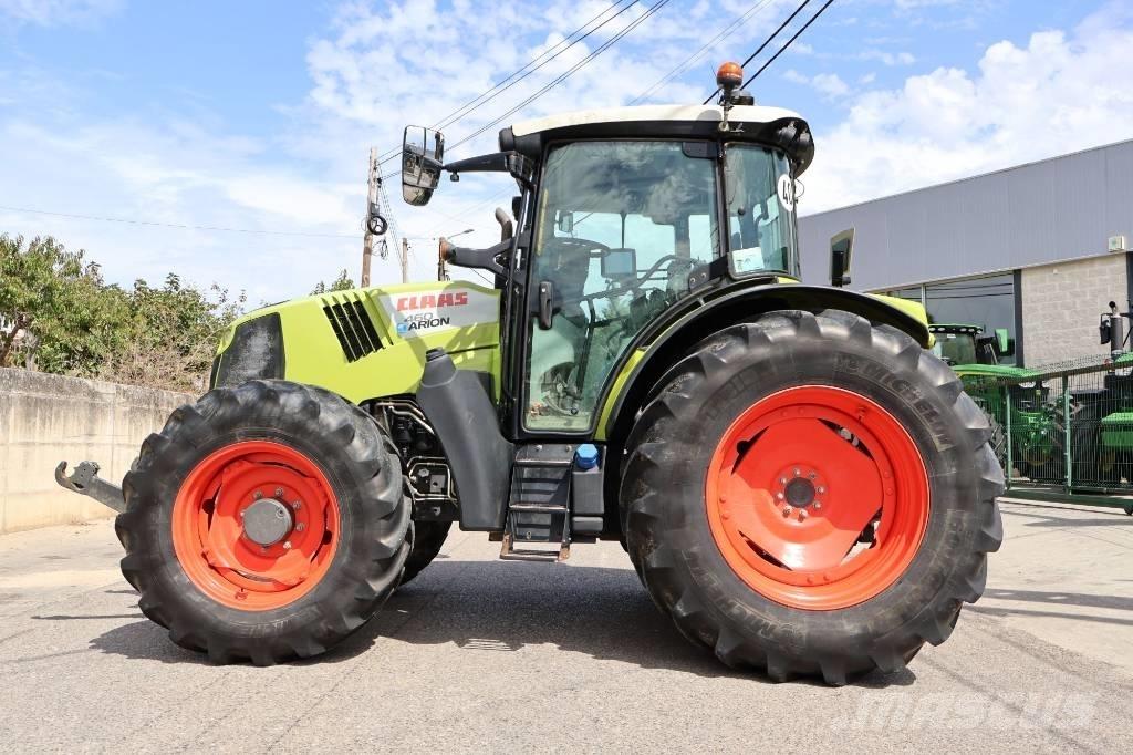 CLAAS Arion 460 Traktoriai