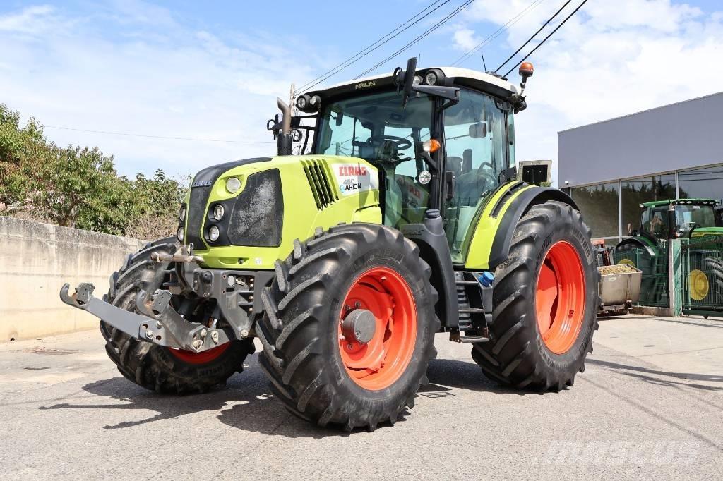 CLAAS Arion 460 Traktoriai