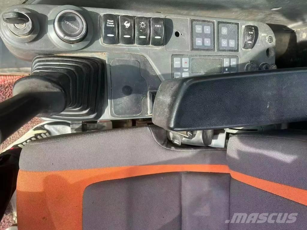Doosan DX420LC Vikšriniai ekskavatoriai