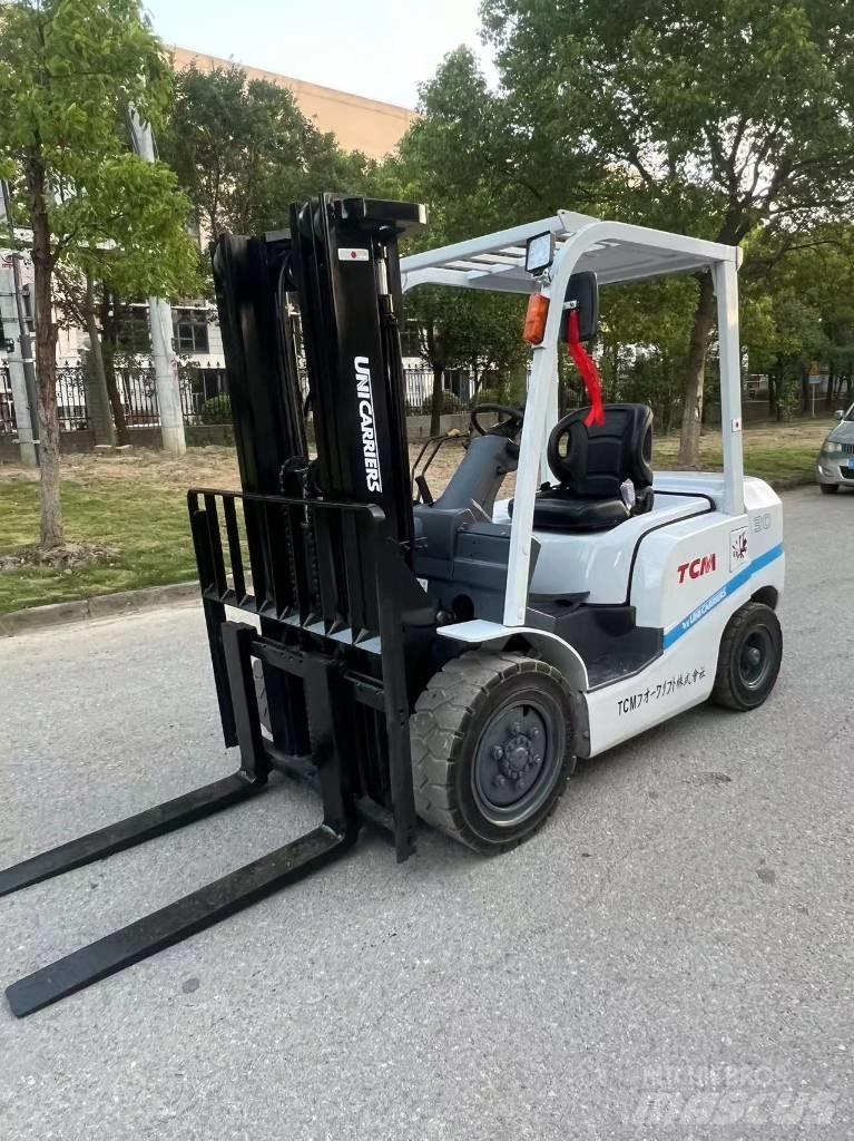 TCM fd30 Dyzeliniai krautuvai
