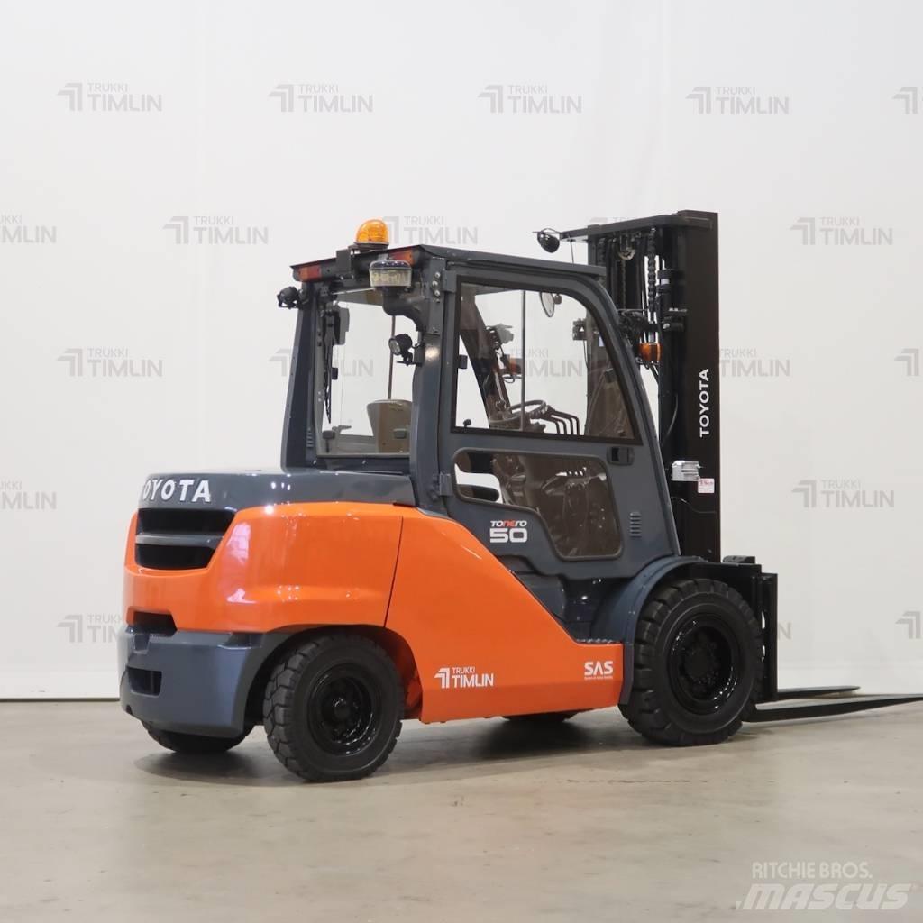 Toyota 40-8FD50N Dyzeliniai krautuvai