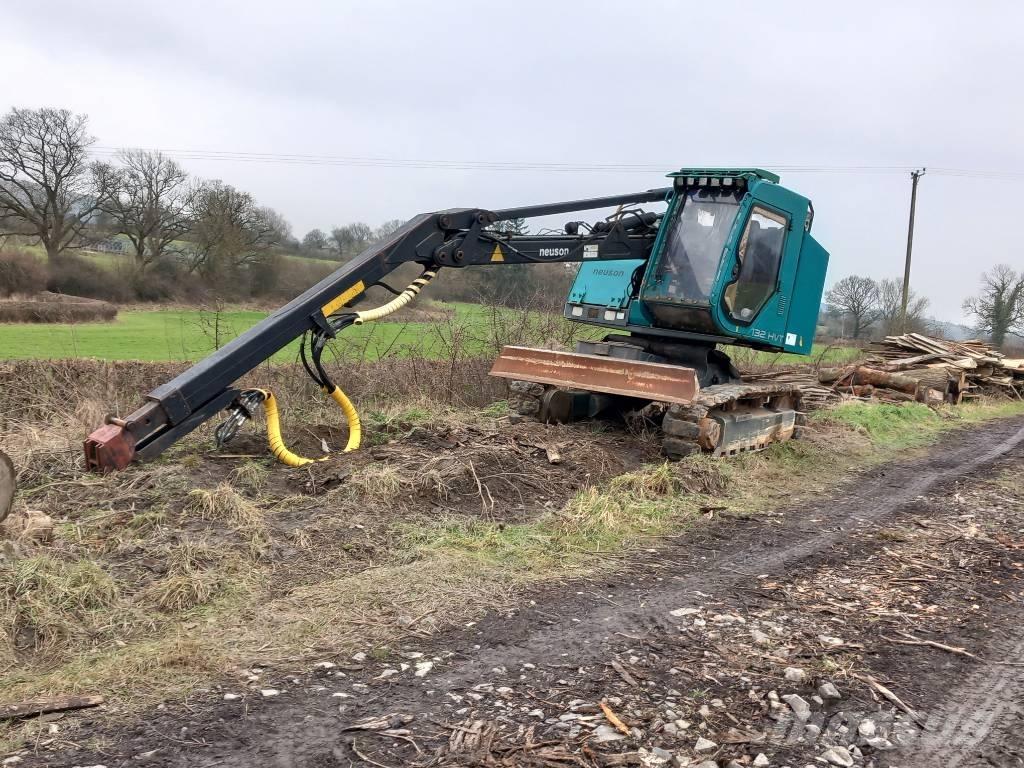 Neuson 132 HV T Miško technika (Harvesteriai)