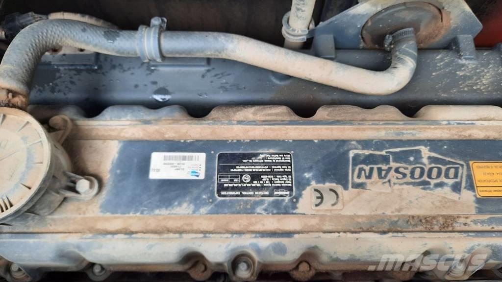 Doosan DX 300 LC-5 Vikšriniai ekskavatoriai