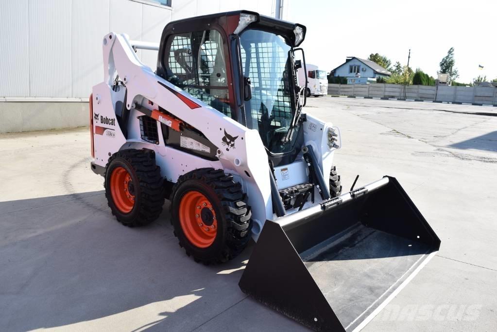 Bobcat S 530 Krautuvai su šoniniu pasukimu