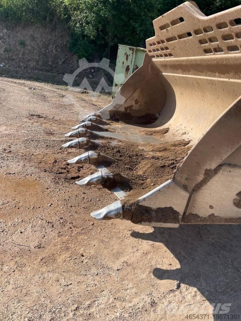 CAT 980 M Naudoti ratiniai krautuvai